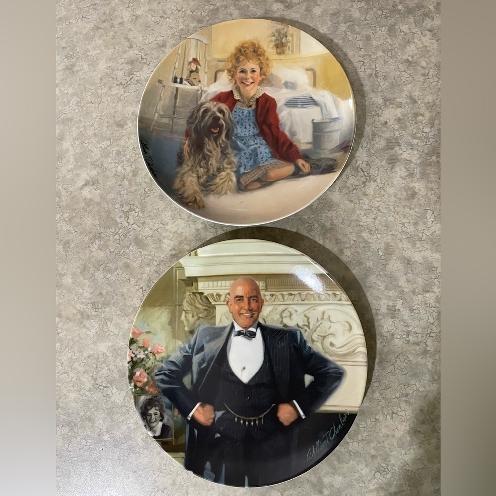 Vintage Little Orphan Annie and Daddy Warbucks Collectors plate by Knowles